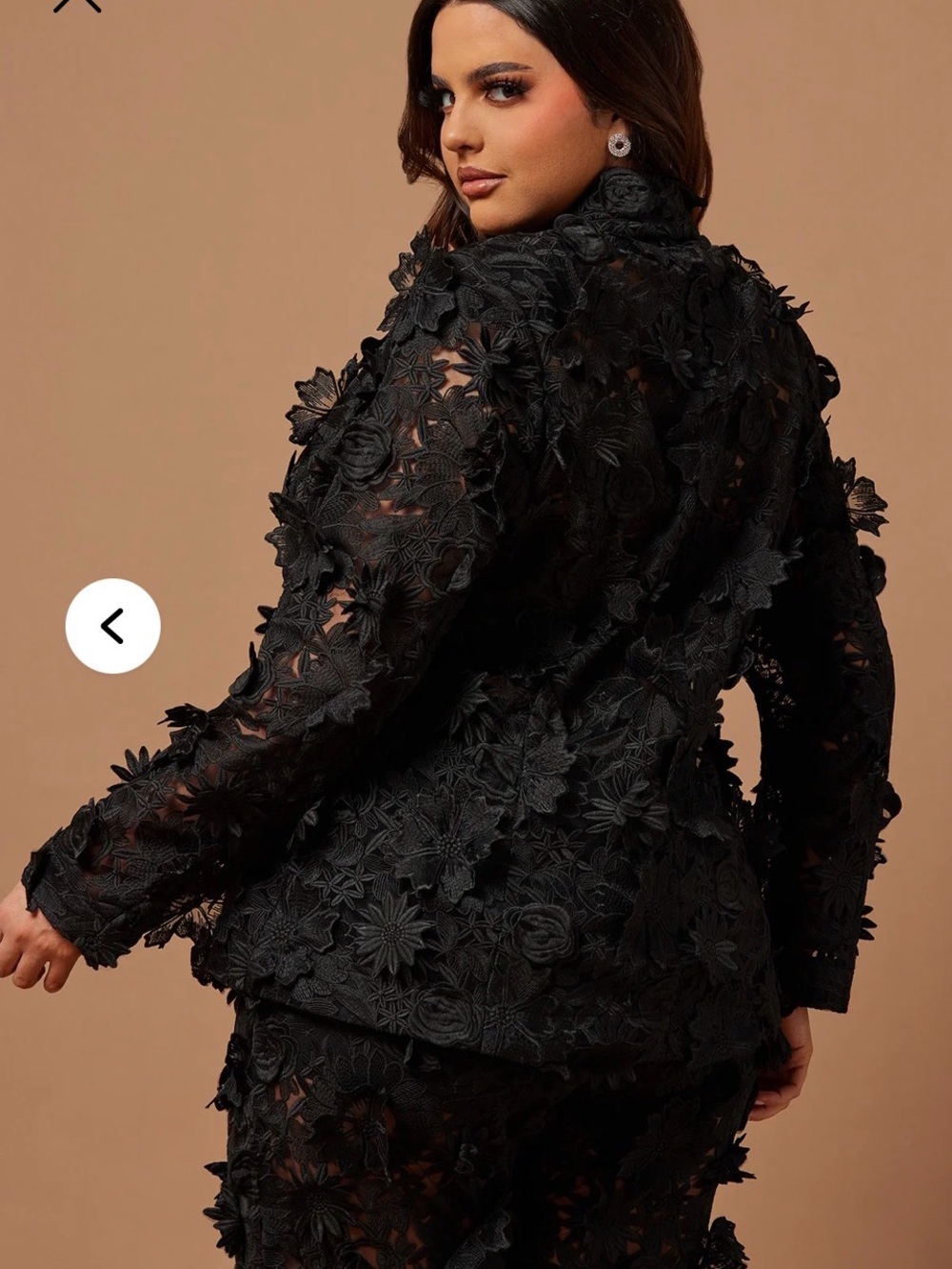 New Fasion Nova “Denise” Flower Appliqué Embroidered Blazer